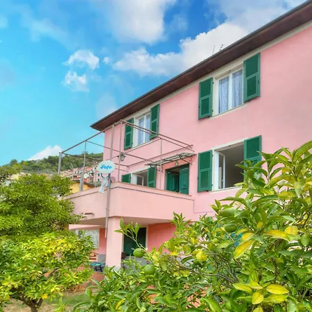 Apartment Ca Di Mamma Hillside - Happy Alassio
